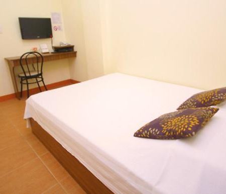 Robe'S Pension House Cebu Extérieur photo